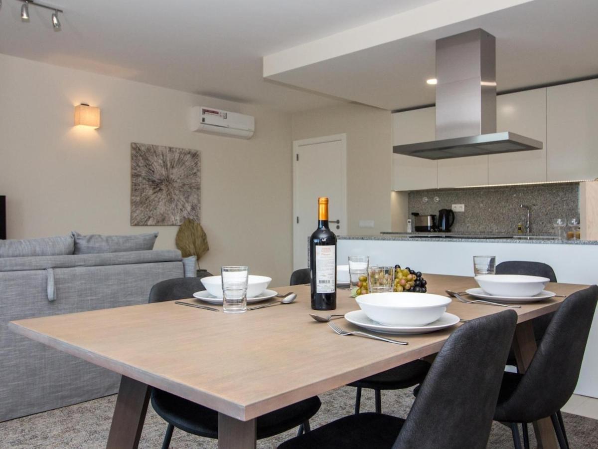 Green C Apartment - Luxurious & Playground & Garage Албуфейра Экстерьер фото